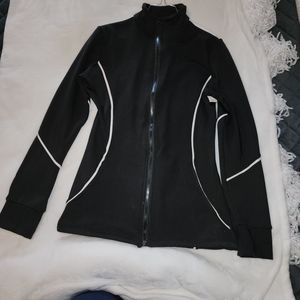 Sport top jacket beautiful black and white.